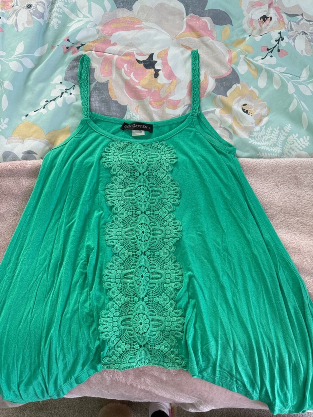 Crochet-Front Green Spaghetti Strap Camisole